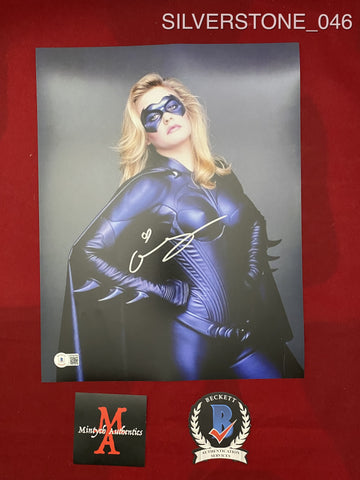 SILVERSTONE_046 - 11x14 Photo Autographed By Alicia Silverstone