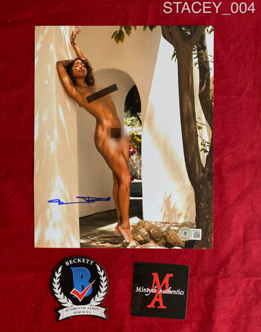 STACEY_004 - 8x10 Photo Autographed By Stacey Dash