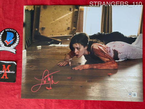 STRANGERS_110 - 11x14 Photo Autographed By Liv Tyler