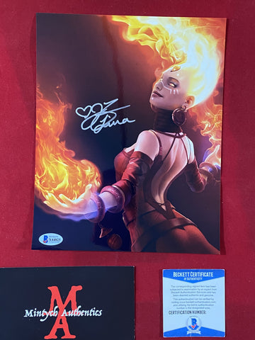 TAYLOR_062 - 11x14 Metallic Photo Autographed By Jen Taylor