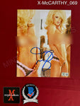 X-McCARTHY_069 - 8x10 Photo Autographed By Jenny McCarthy